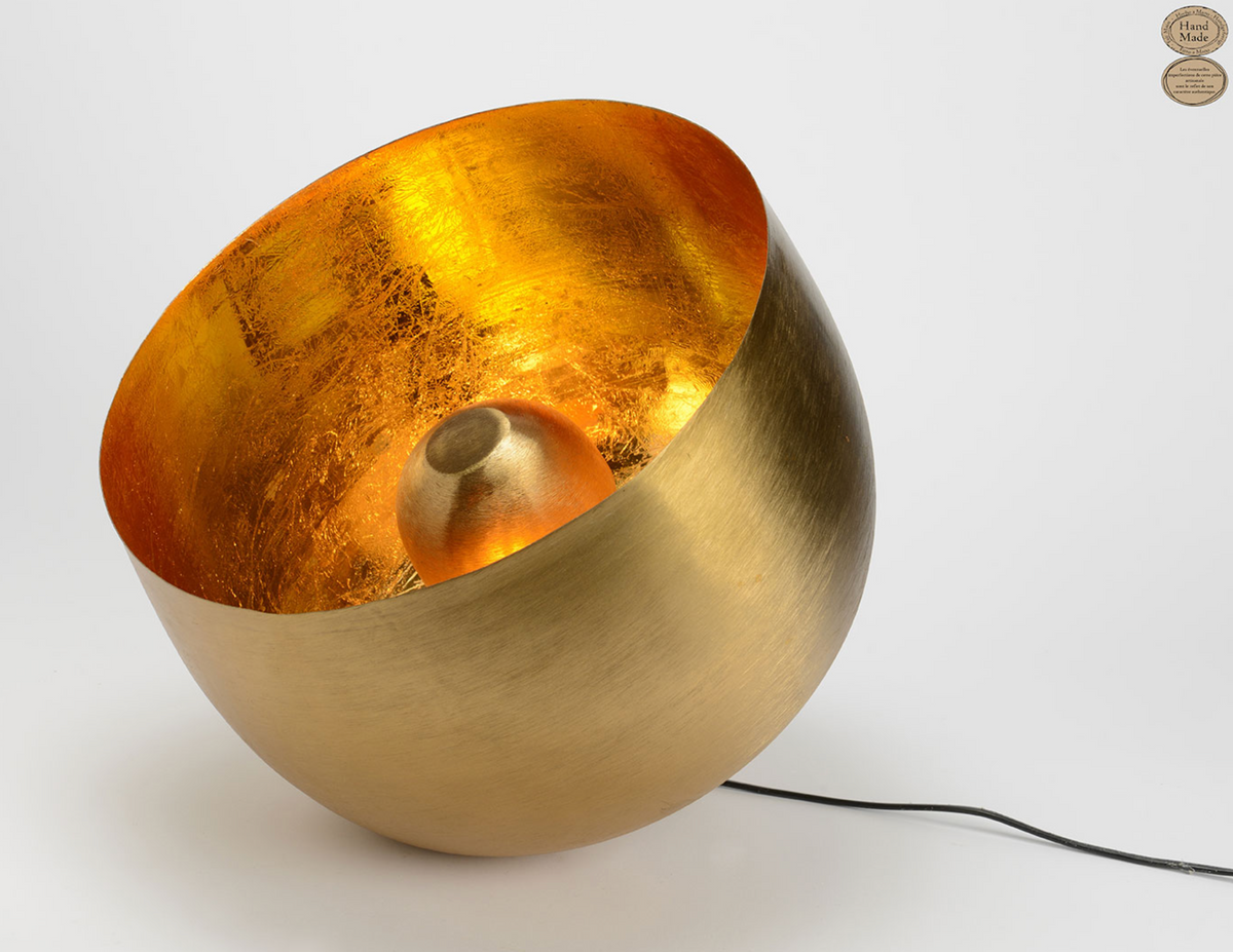 Lampe de sol boule en aluminium et fer doré — Athezza