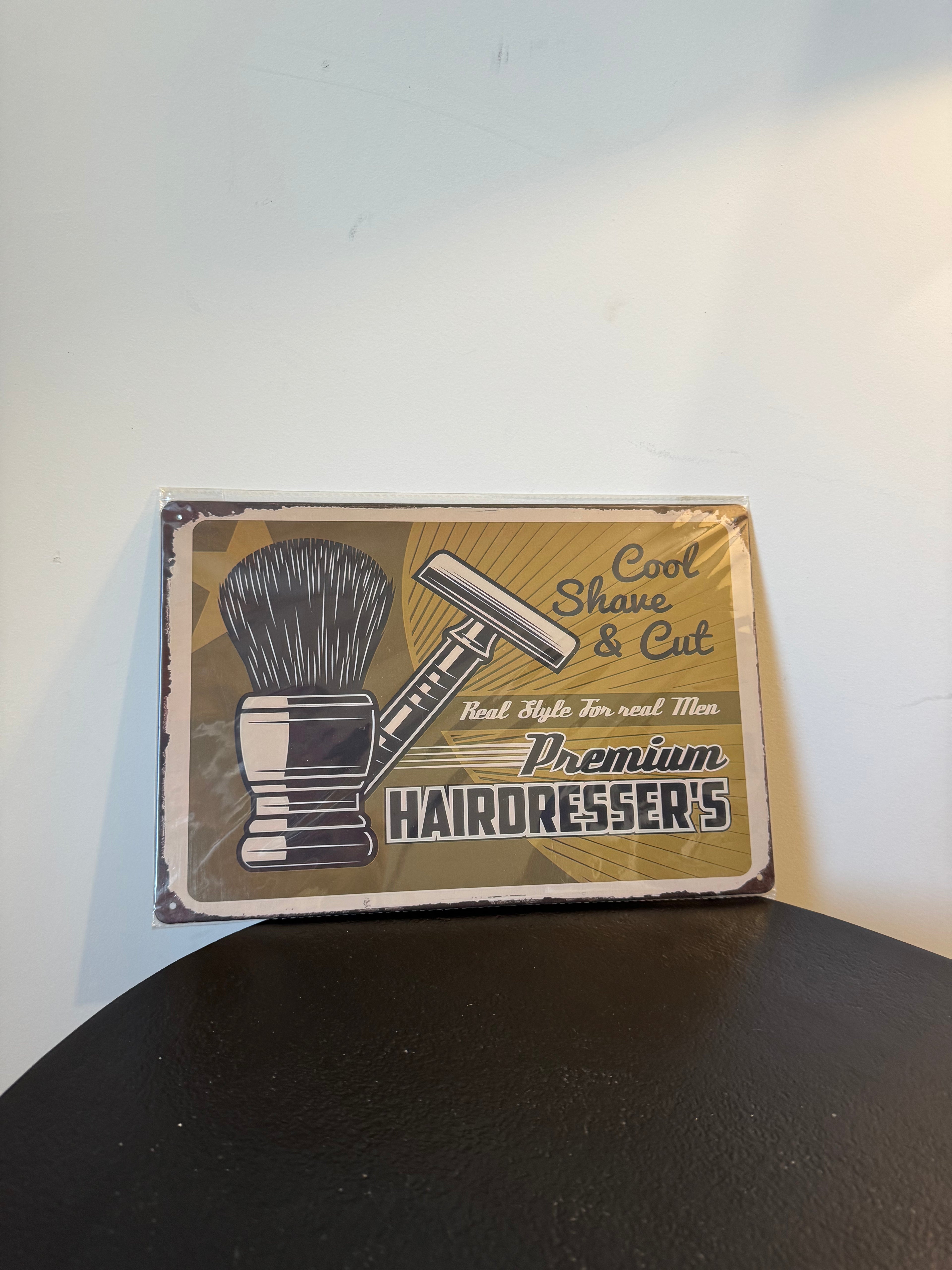 Plaque métallique rétro Barbier « Hairdresser's » (30 × 20 cm)