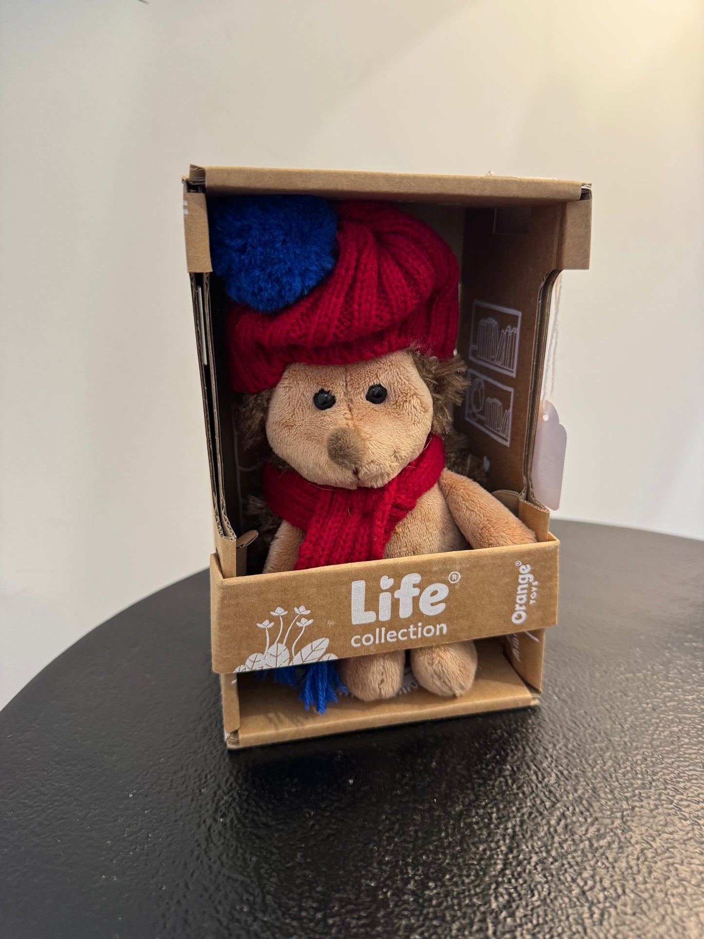 Peluche Hérisson bonnet et écharpe "Les Amis de la Forêt" — 18 cm- Orange toys