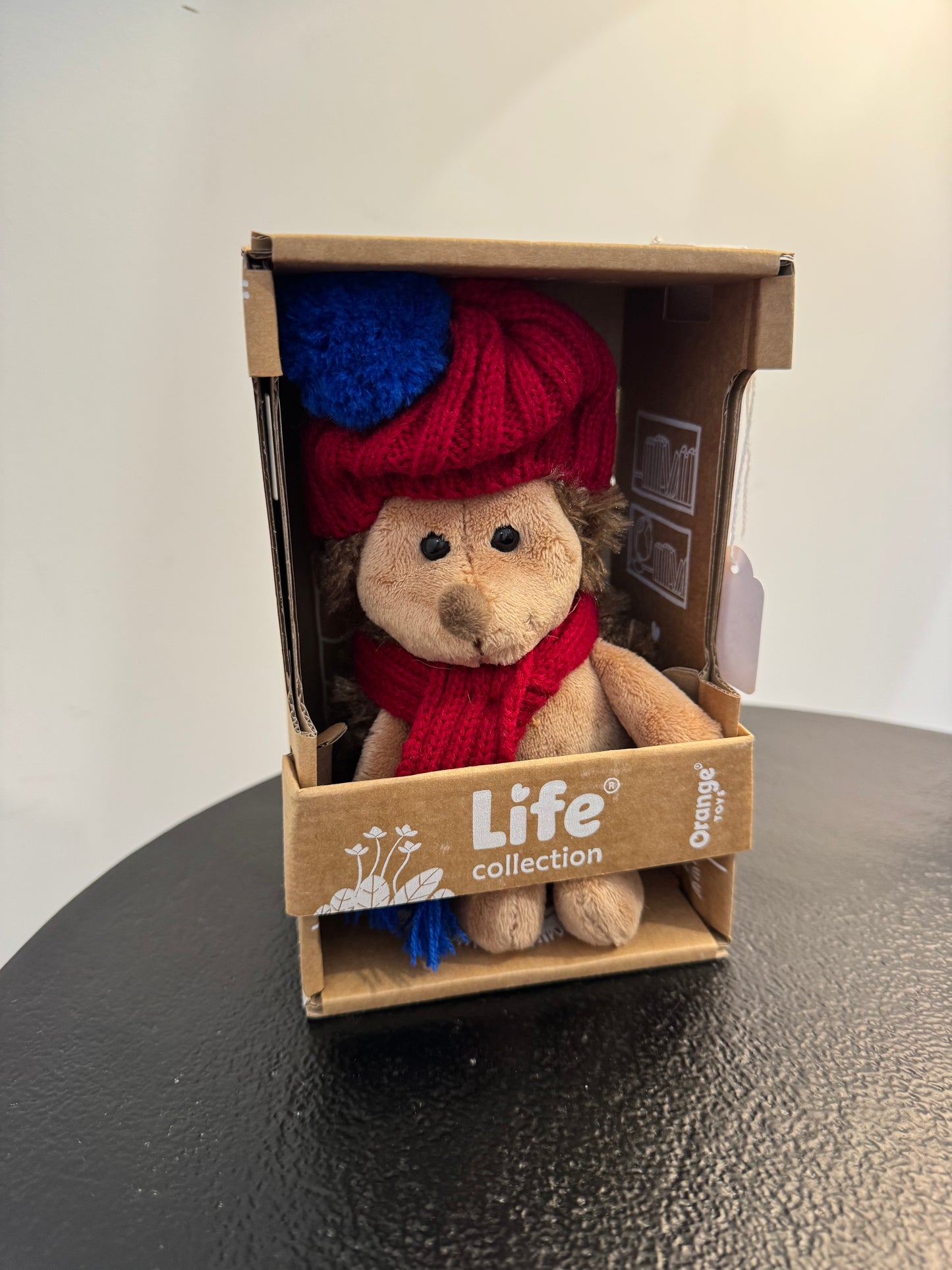 Peluche Hérisson bonnet et écharpe "Les Amis de la Forêt" — 18 cm- Orange toys