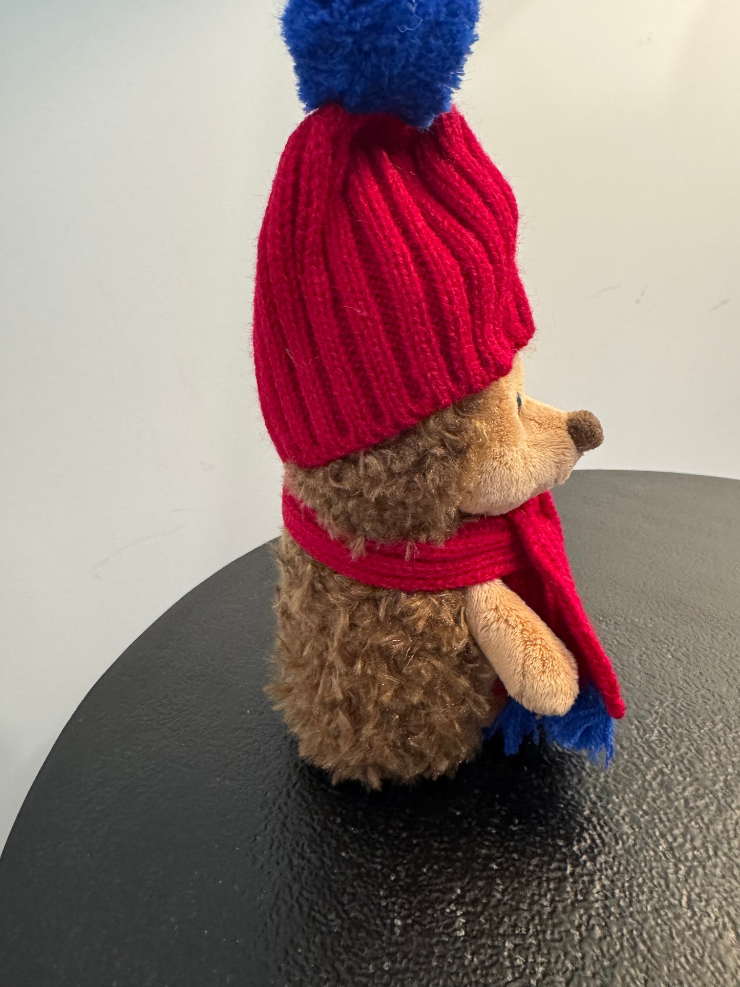 Peluche Hérisson bonnet et écharpe "Les Amis de la Forêt" — 18 cm- Orange toys