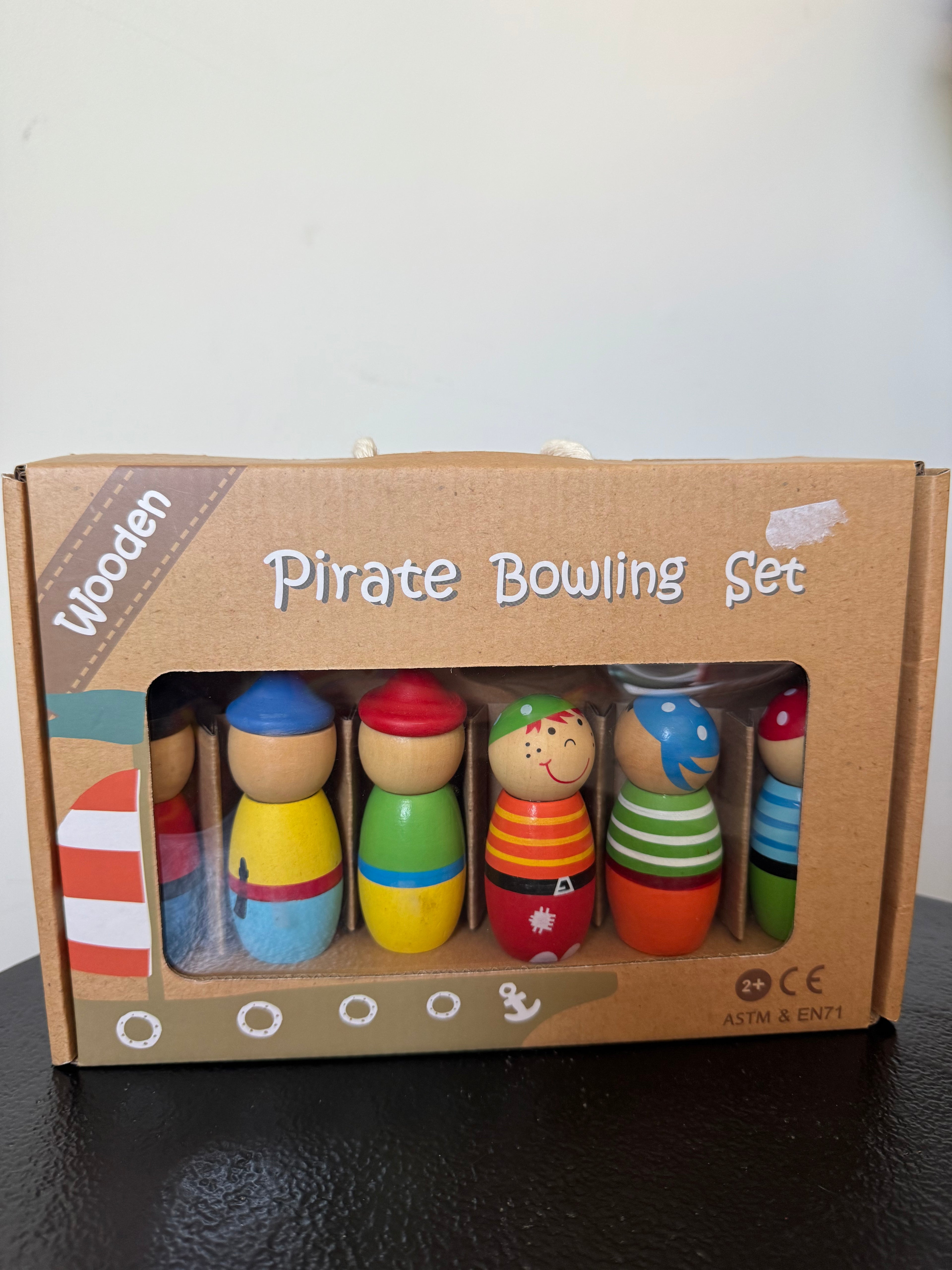 Jeu de bowling pirates en bois — 6 quilles et 1 boule