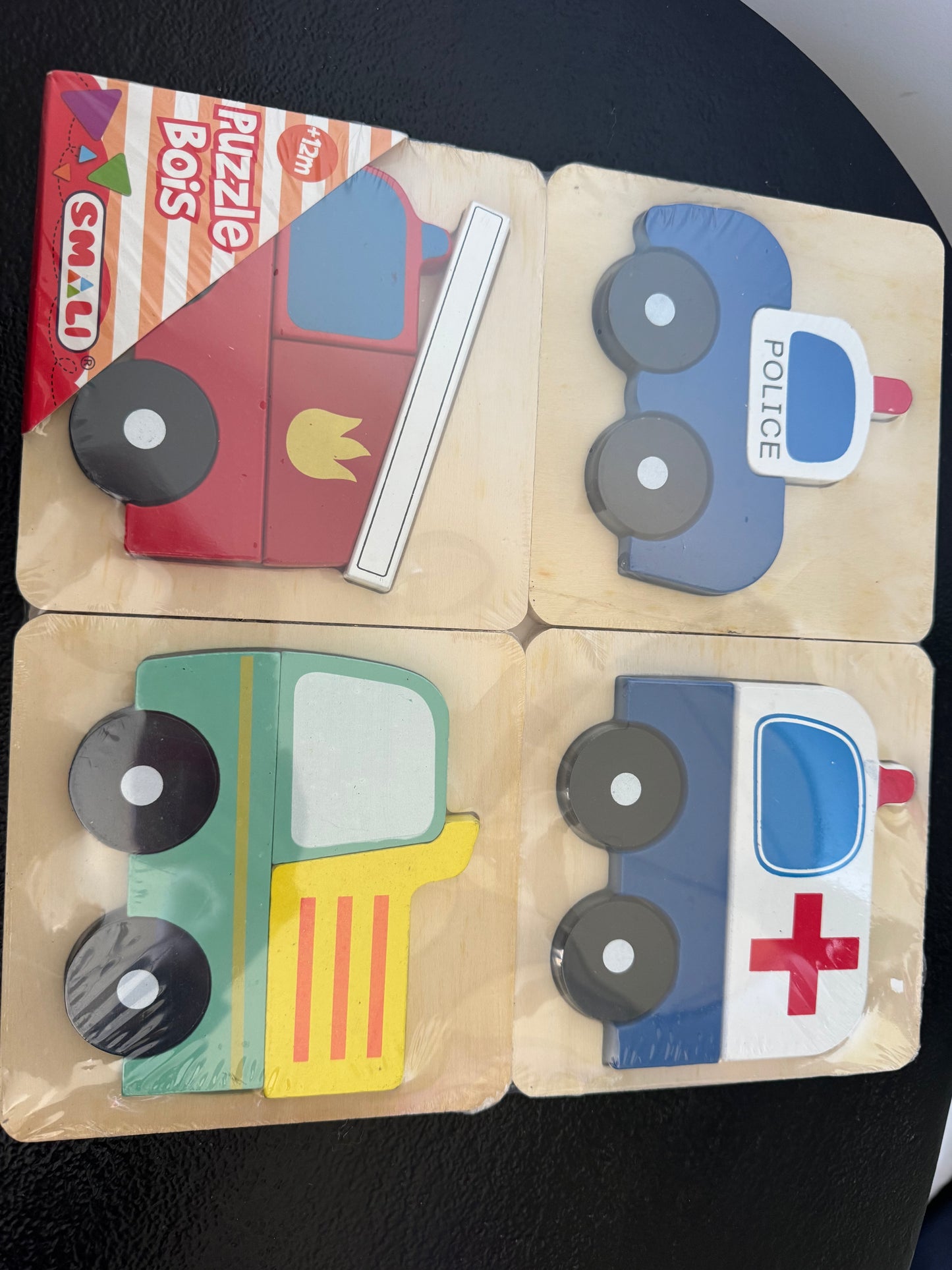 Mini puzzle encastrable en bois véhicules d'urgence — Smali (Dès 12 mois)
