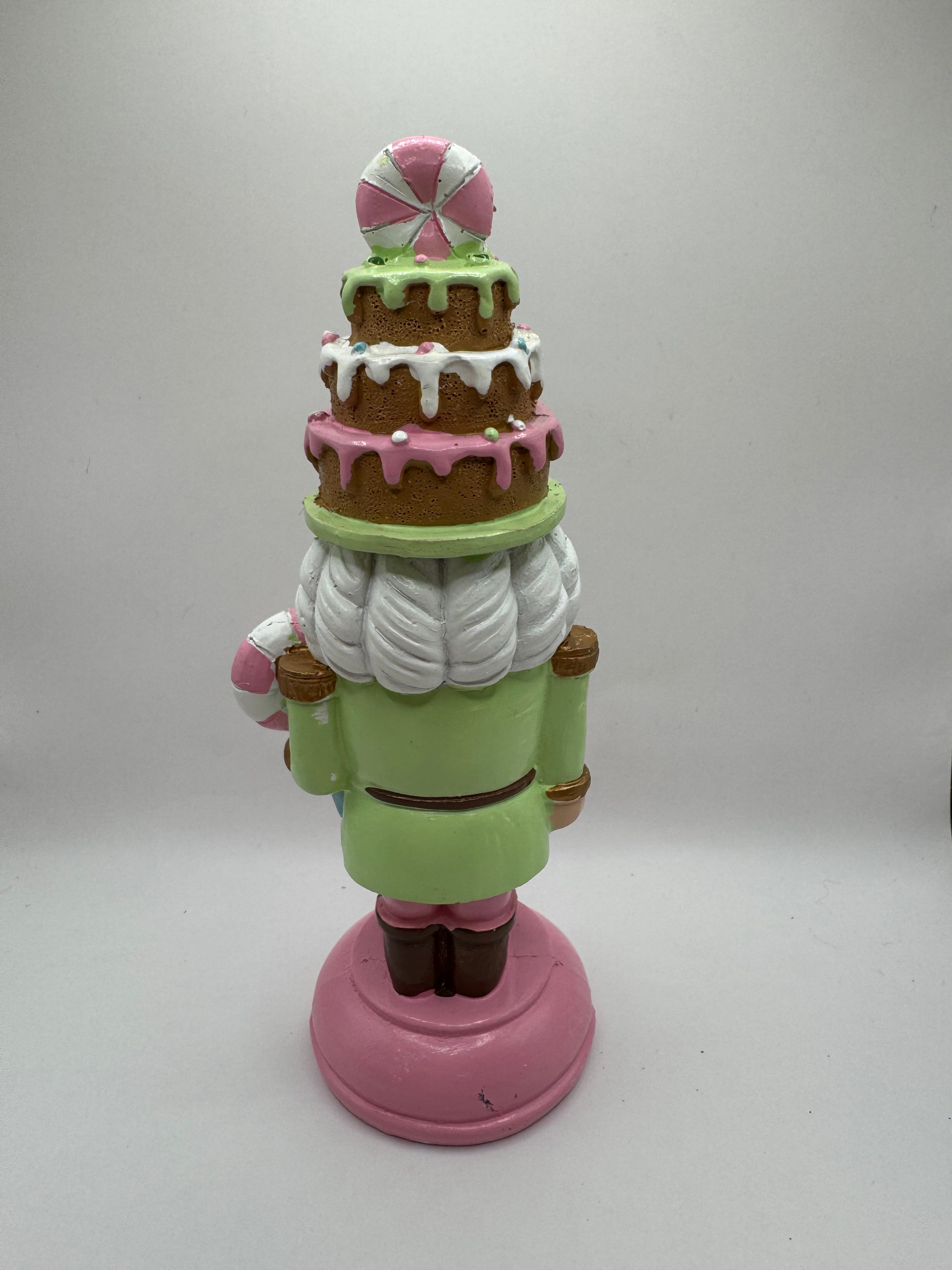 Statuette Casse-Noisette Gourmand Pièce Montée & Bonbon (H 17 cm) — Hoff Interieur