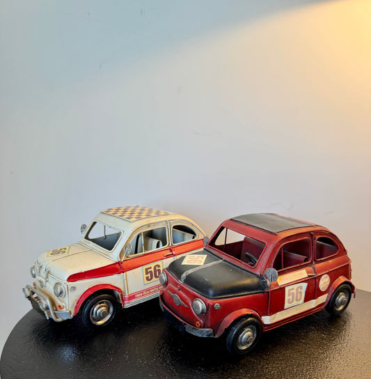 Voiture vintage de course en métal — Objet de décoration rétro neuf