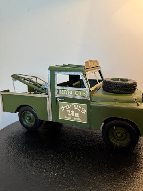 Camion de dépannage 4x4 en métal — Objet de décoration rétro neuf