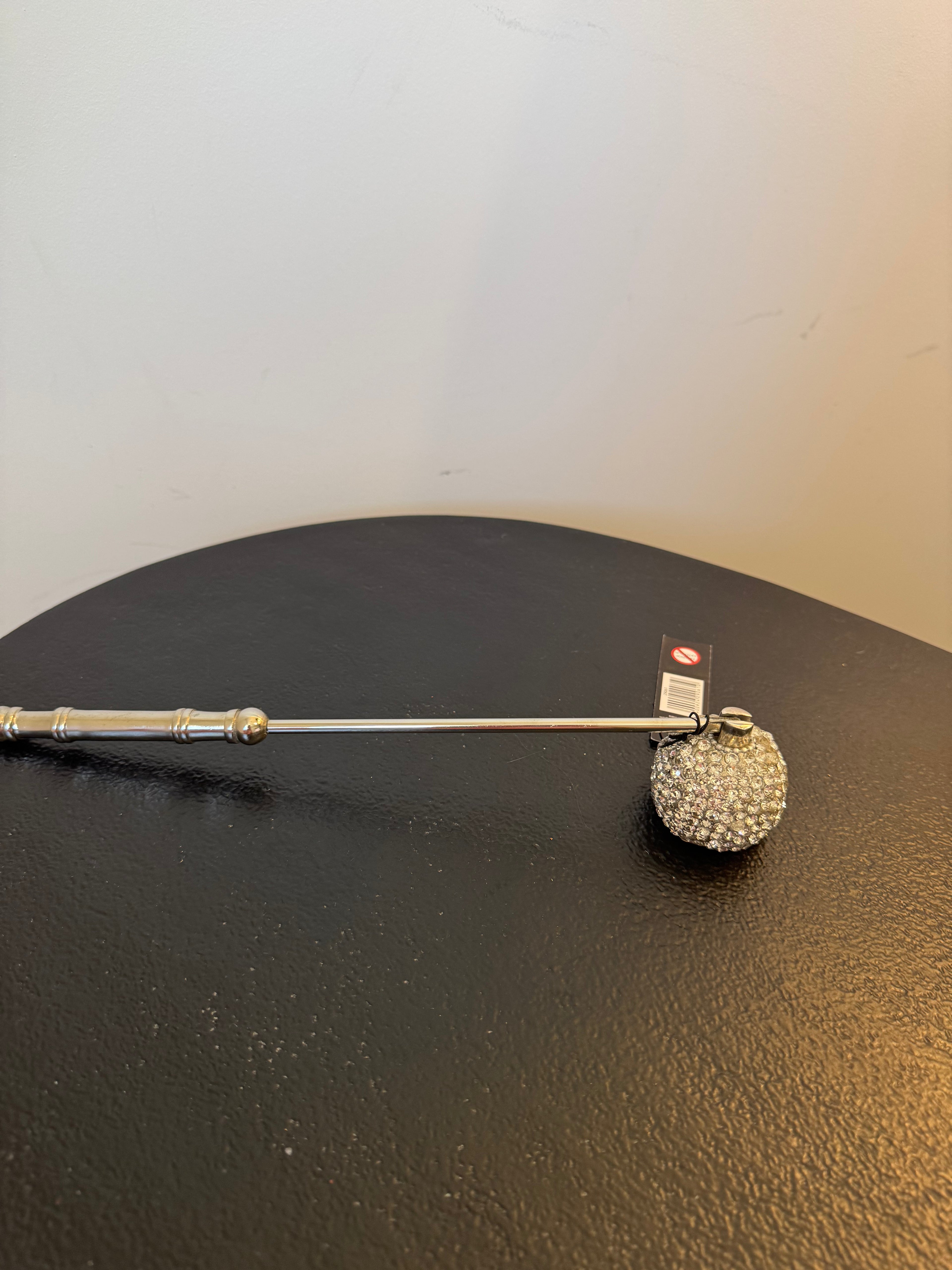 Éteignoir à bougie en métal argenté et strass — J-Line (28 cm)
