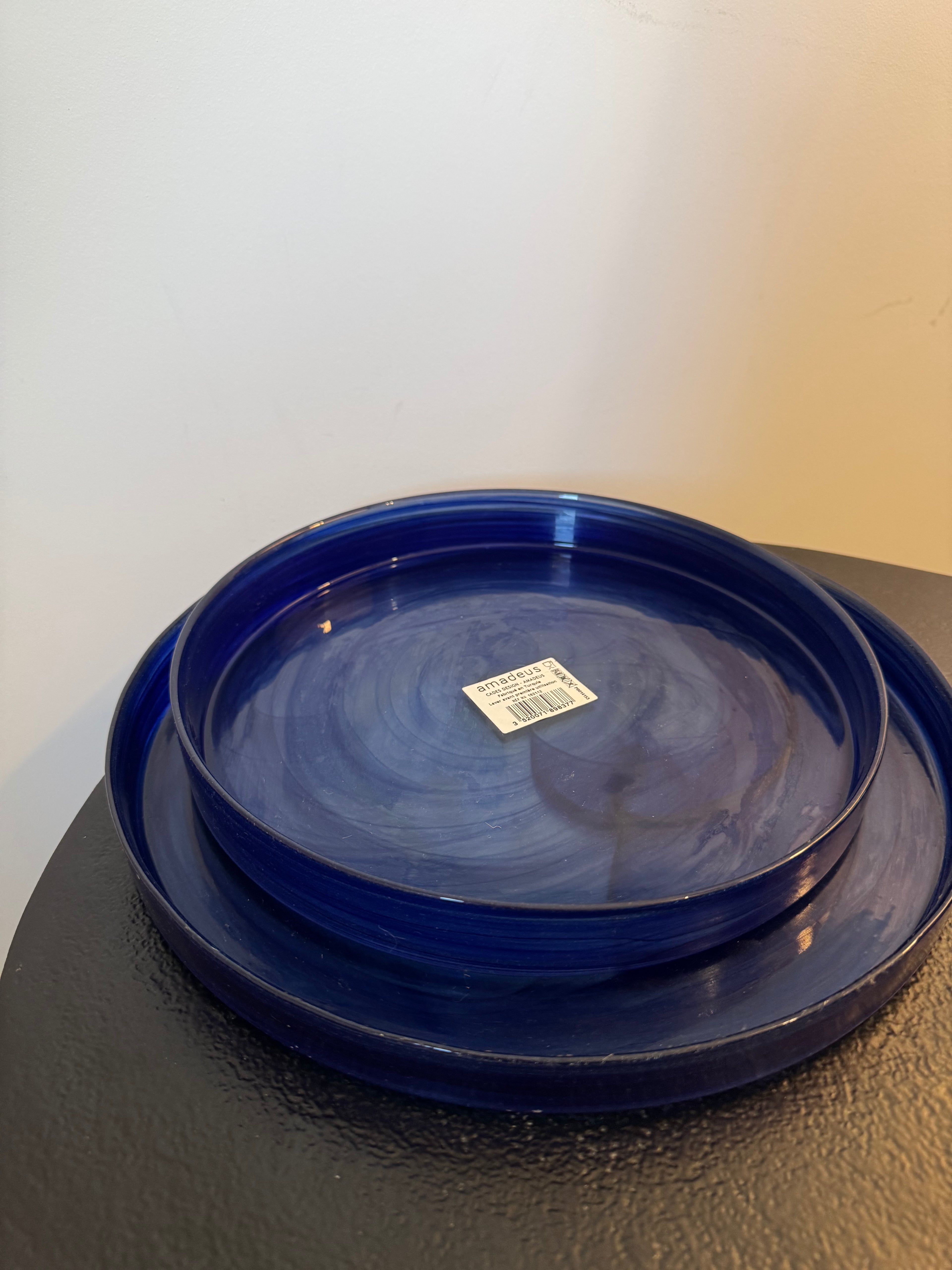 Set de 2 assiettes en verre marmoré bleu cobalt — Amadeus