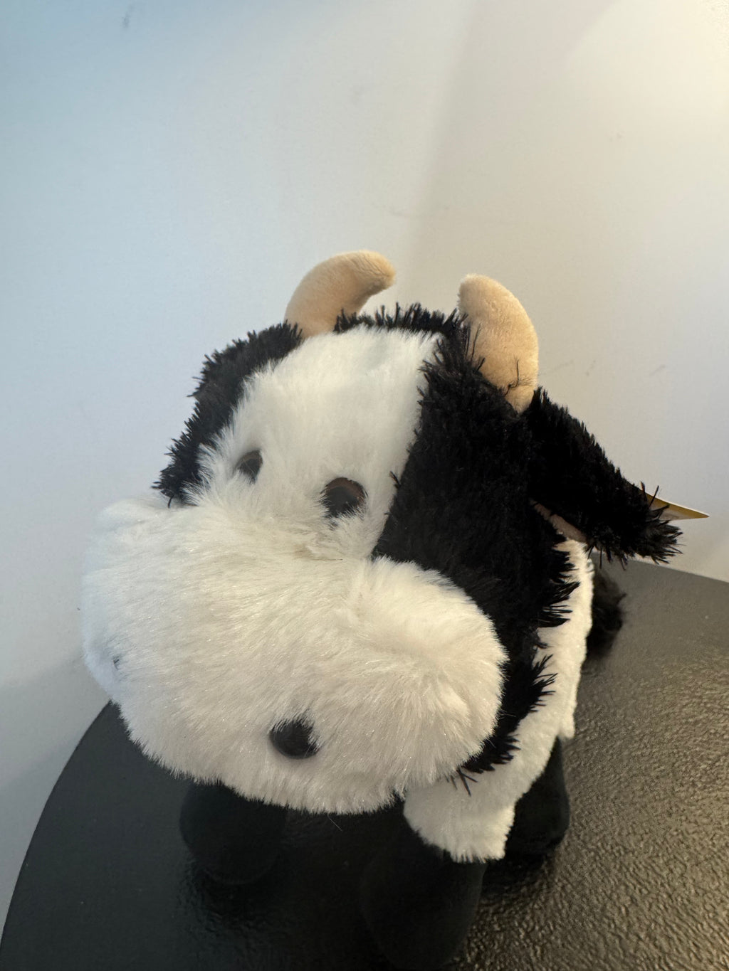Peluche vache noire et blanche — Jumi (23 cm)