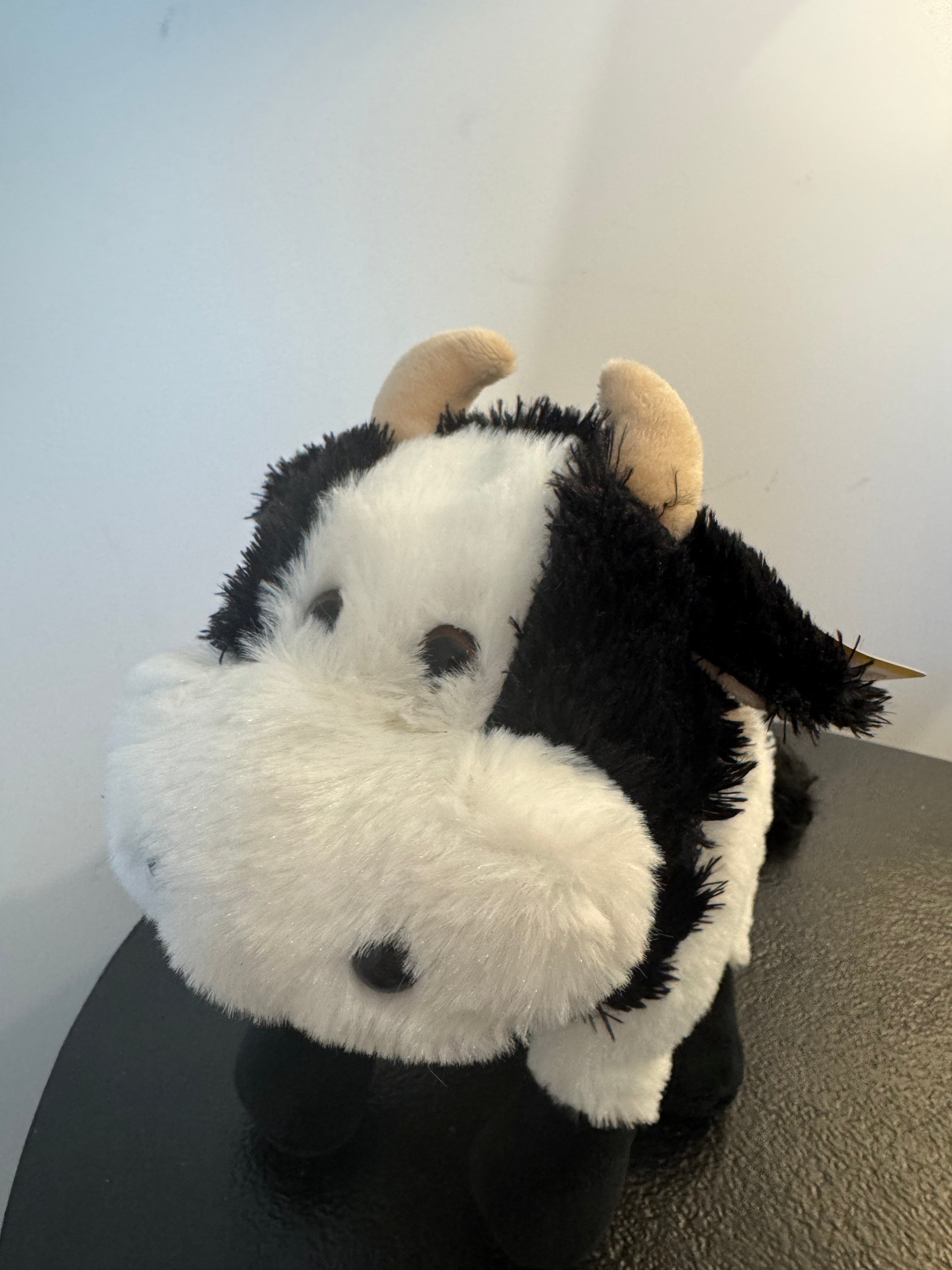 Peluche vache noire et blanche — Jumi (23 cm)