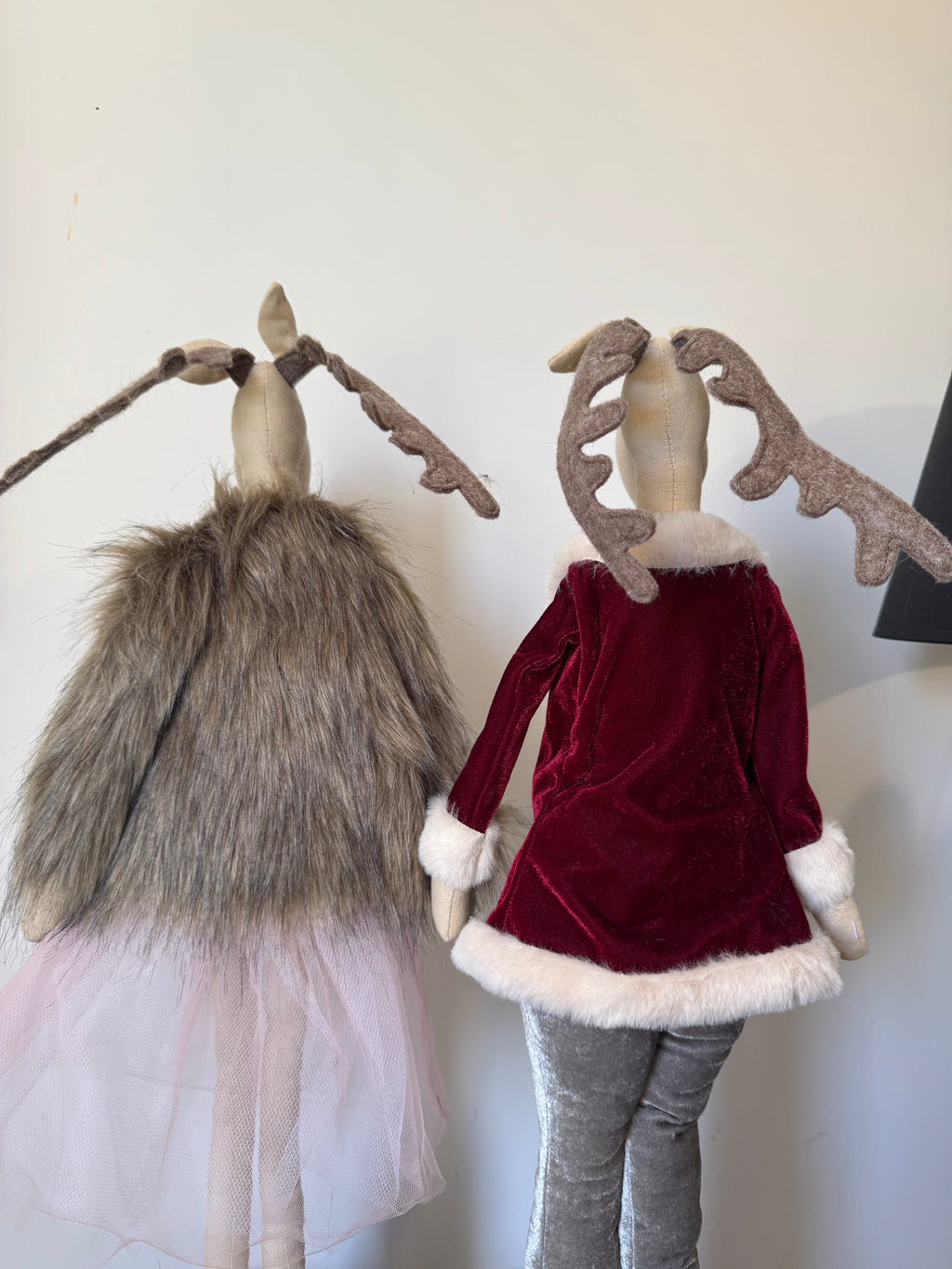Grand couple d'élans de Noël décoratifs sur socle (H 65 cm)