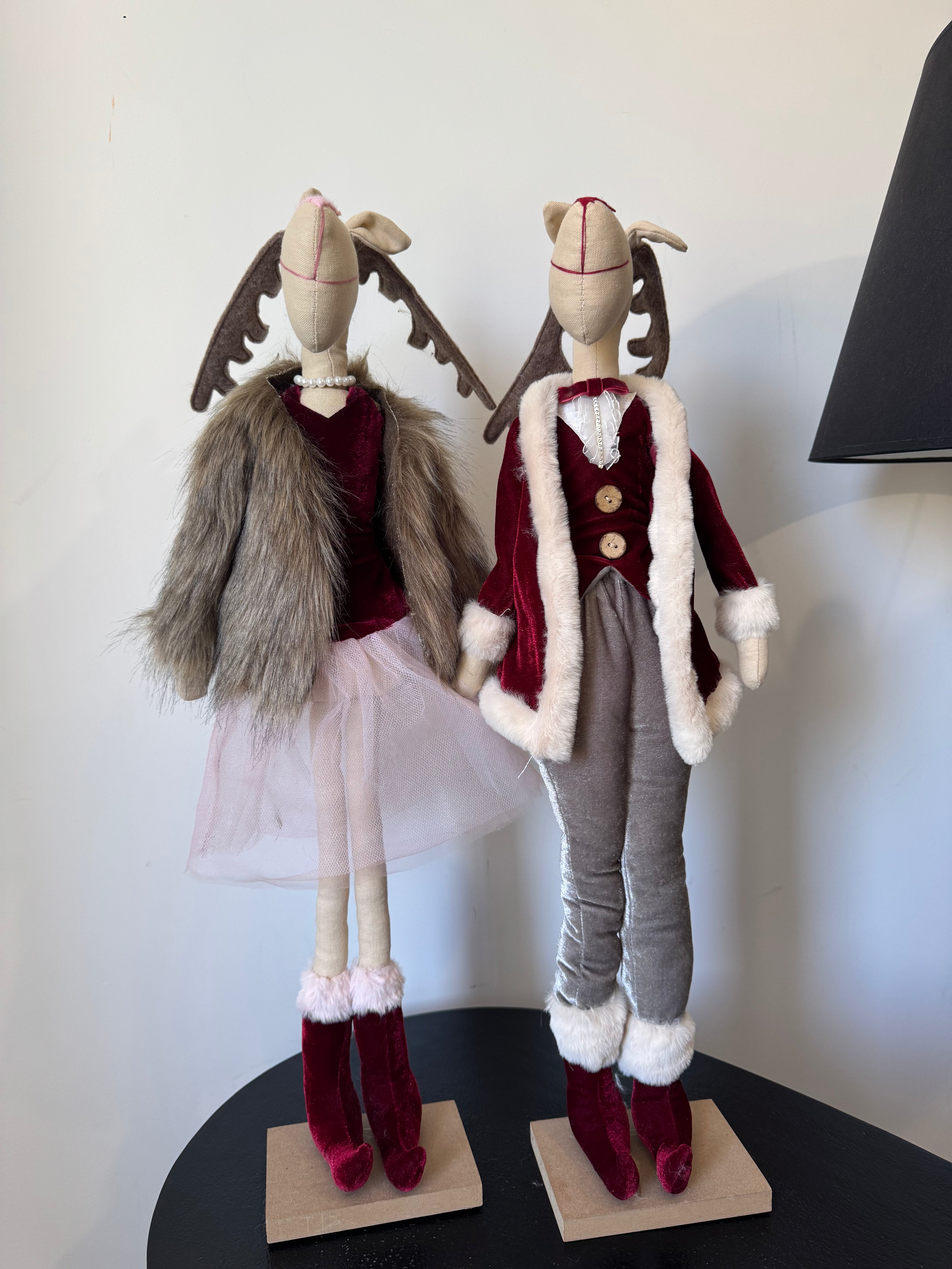 Grand couple d'élans de Noël décoratifs sur socle (H 65 cm)